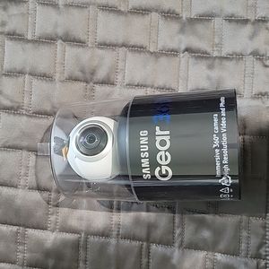 NIB Samsung gear 360